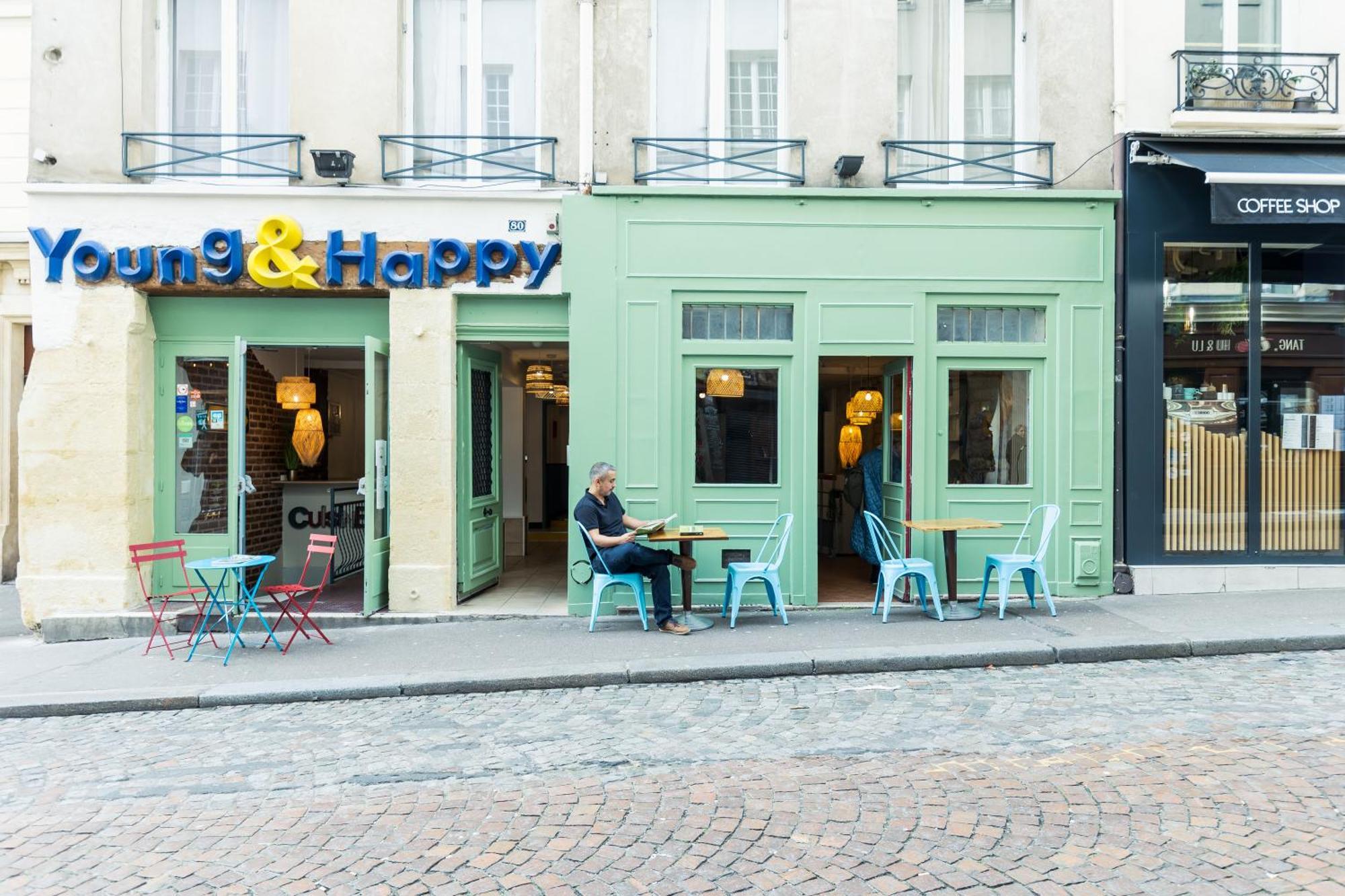 Young And Happy Latin Quarter By Hiphophostels Ostello *