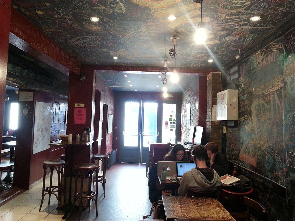Ostello Young And Happy Latin Quarter By Hiphophostels