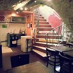 Young And Happy Latin Quarter By Hiphophostels Paris