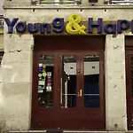 Young And Happy Latin Quarter By Hiphophostels