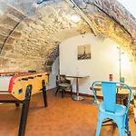 Ostello Young And Happy Latin Quarter By Hiphophostels