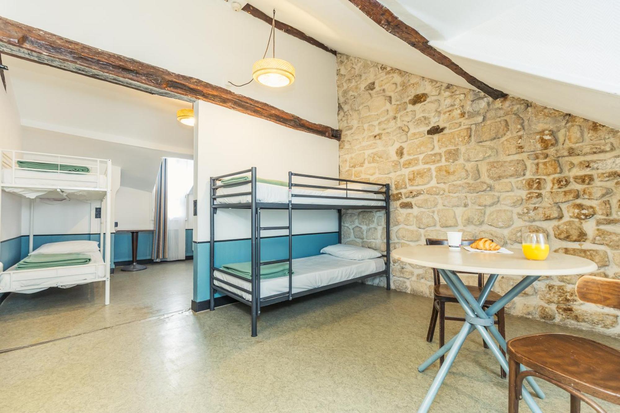 Young And Happy Latin Quarter By Hiphophostels Parigi