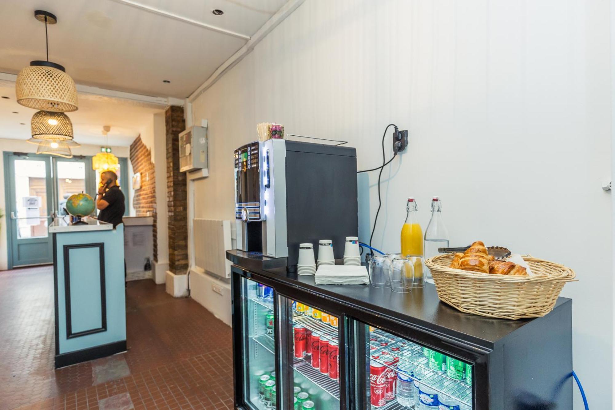 Ostello Young And Happy Latin Quarter By Hiphophostels