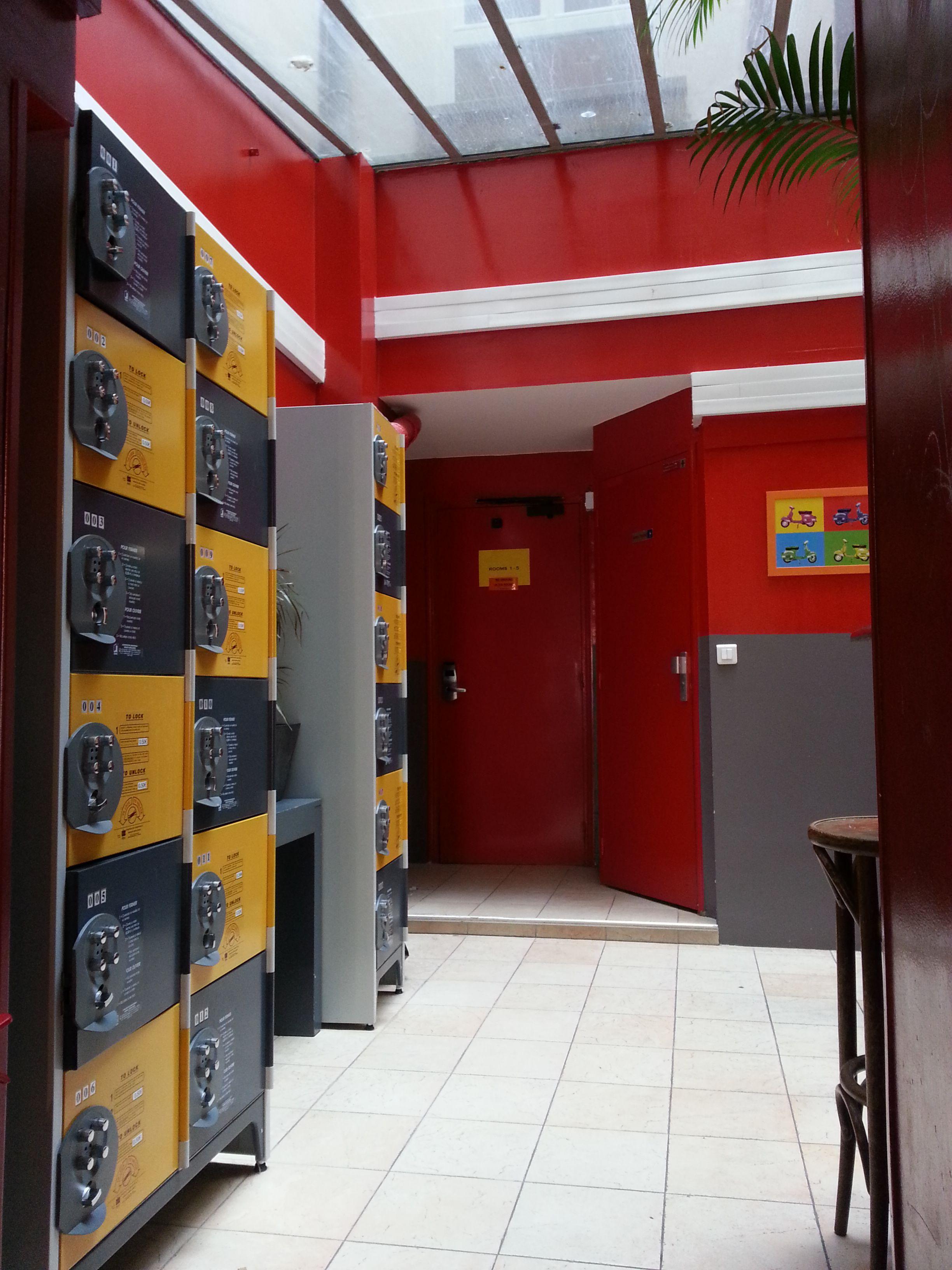 Young And Happy Latin Quarter By Hiphophostels * Parigi