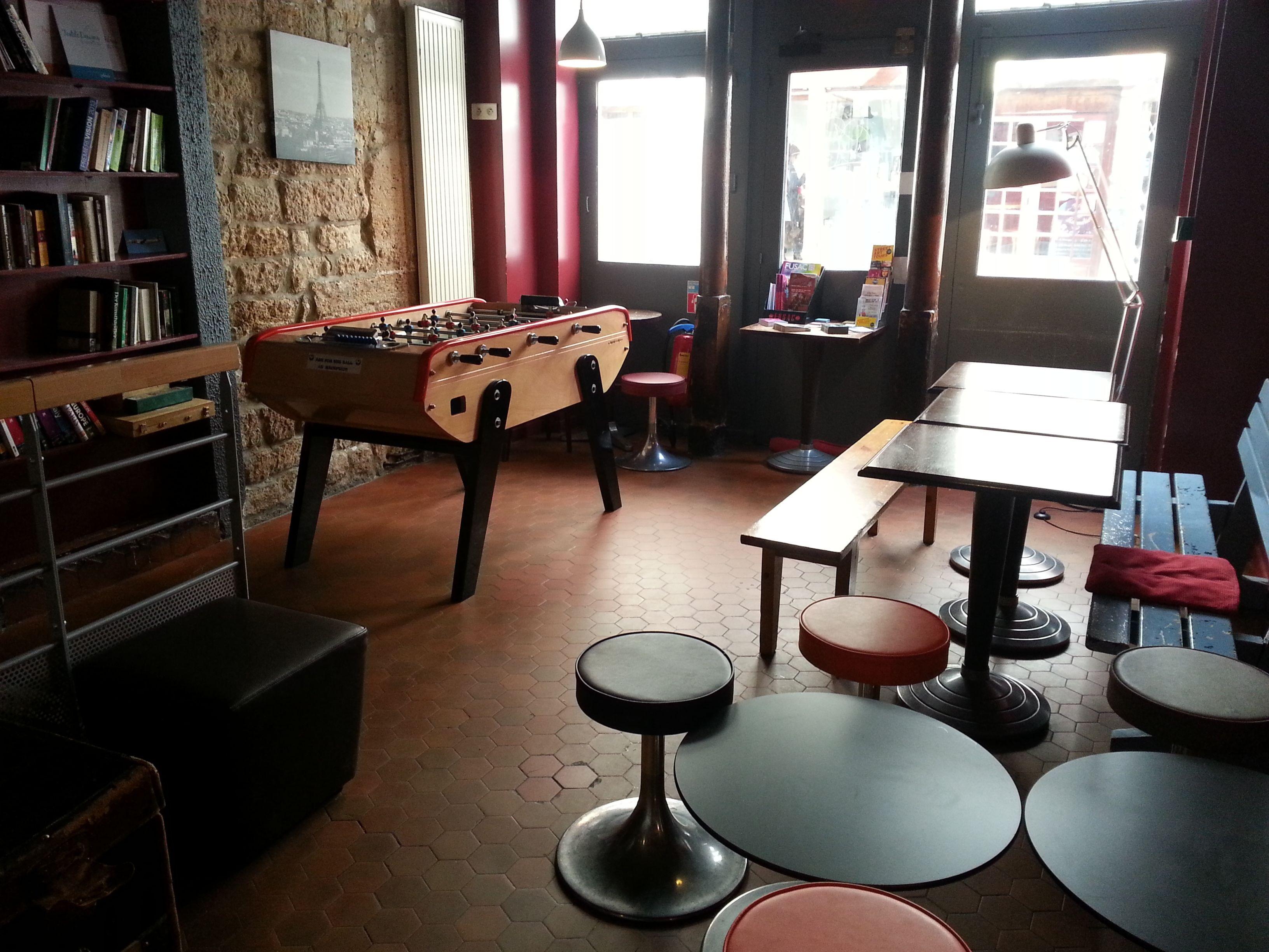 Young And Happy Latin Quarter By Hiphophostels Ostello *