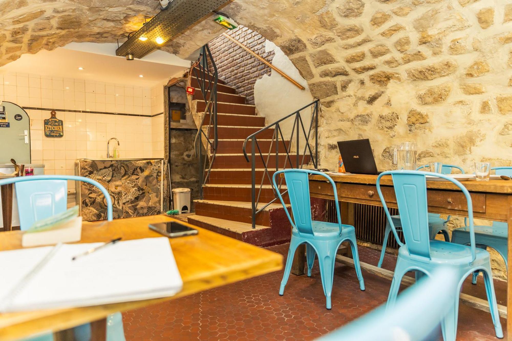 Ostello Young And Happy Latin Quarter By Hiphophostels