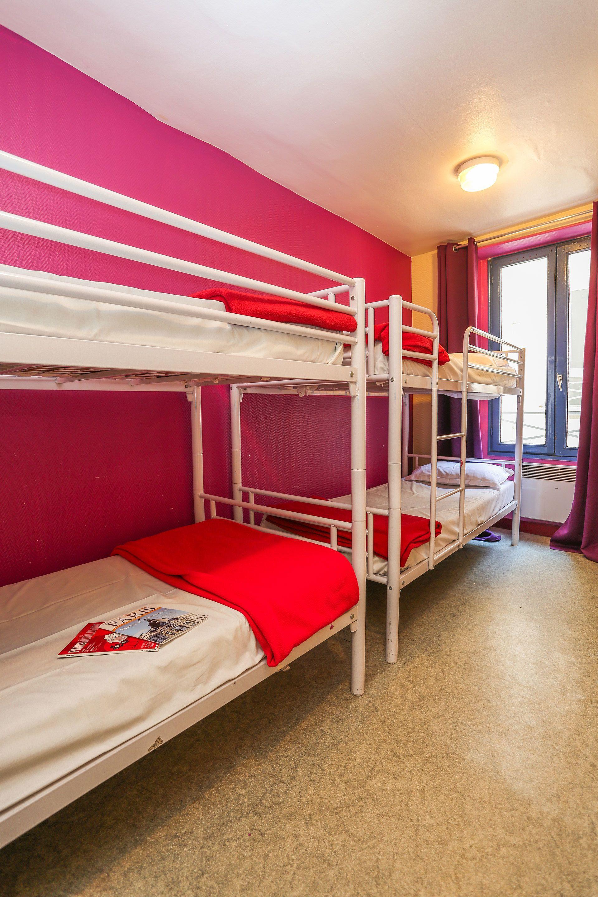 Young And Happy Latin Quarter By Hiphophostels Ostello Parigi