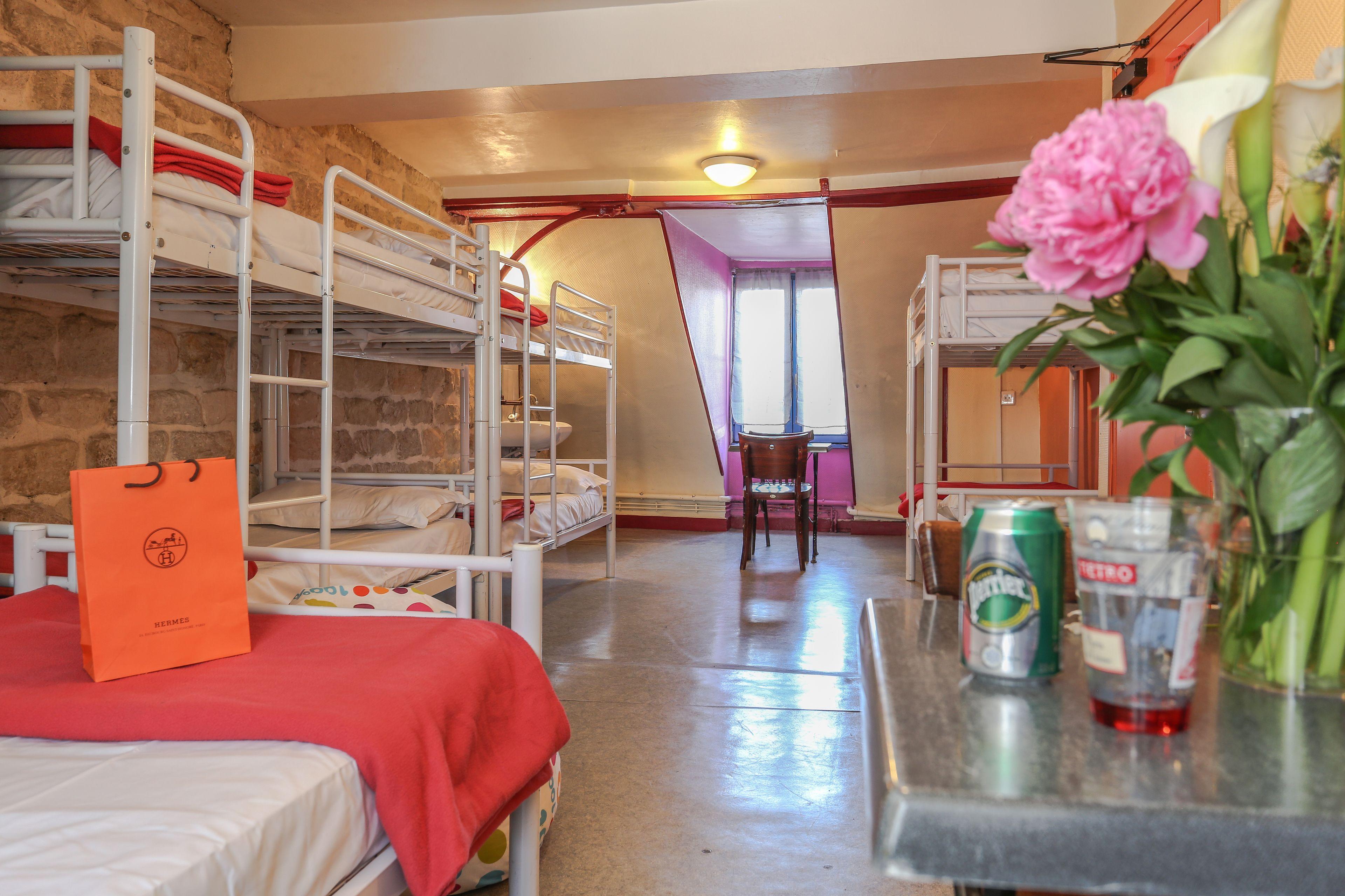 Young And Happy Latin Quarter By Hiphophostels * Parigi