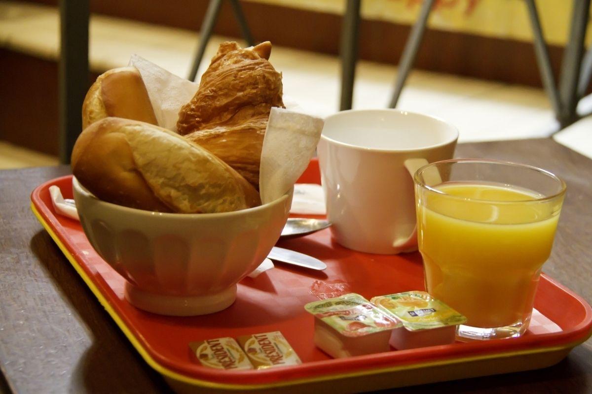 Young And Happy Latin Quarter By Hiphophostels Ostello Parigi