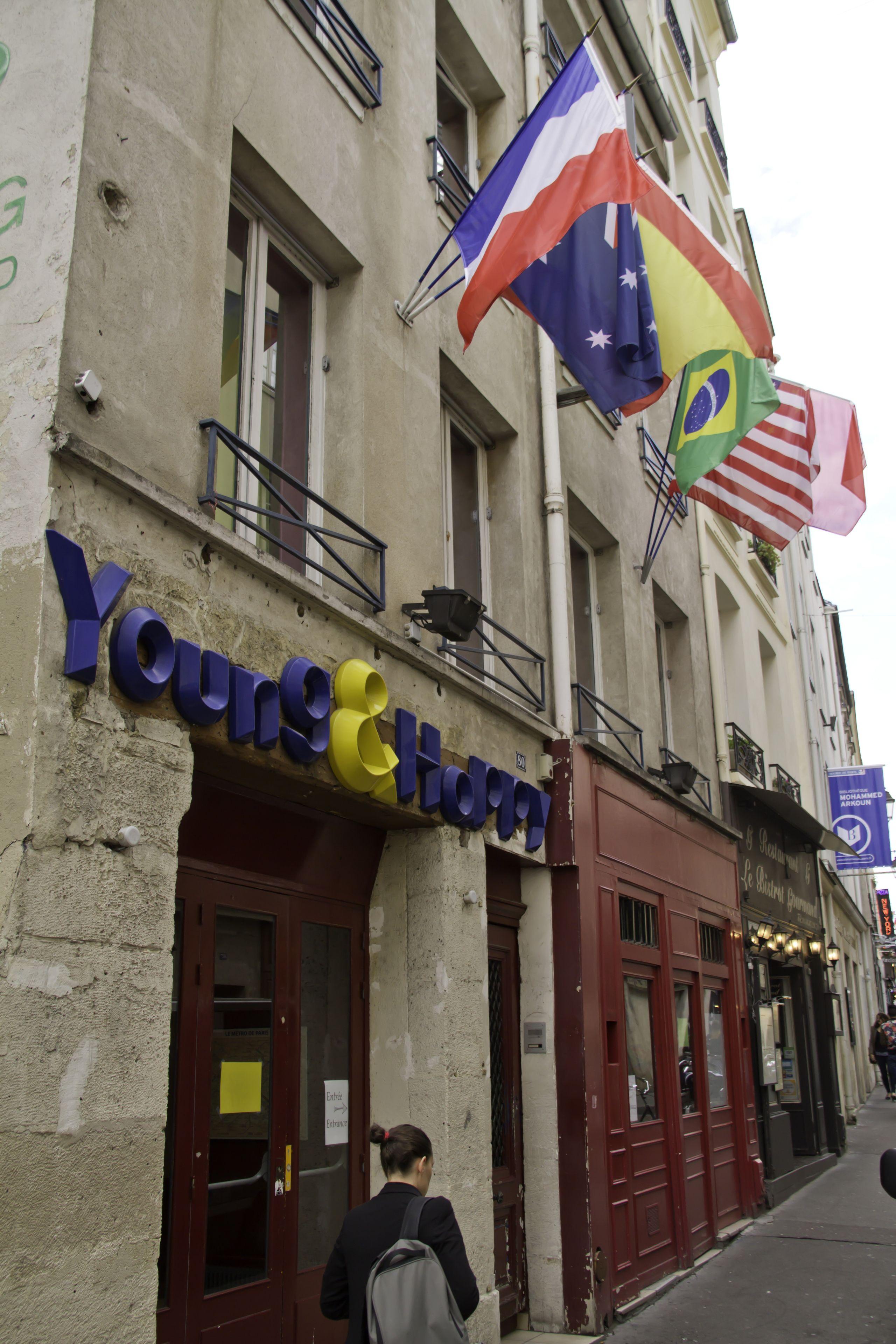 Ostello Young And Happy Latin Quarter By Hiphophostels