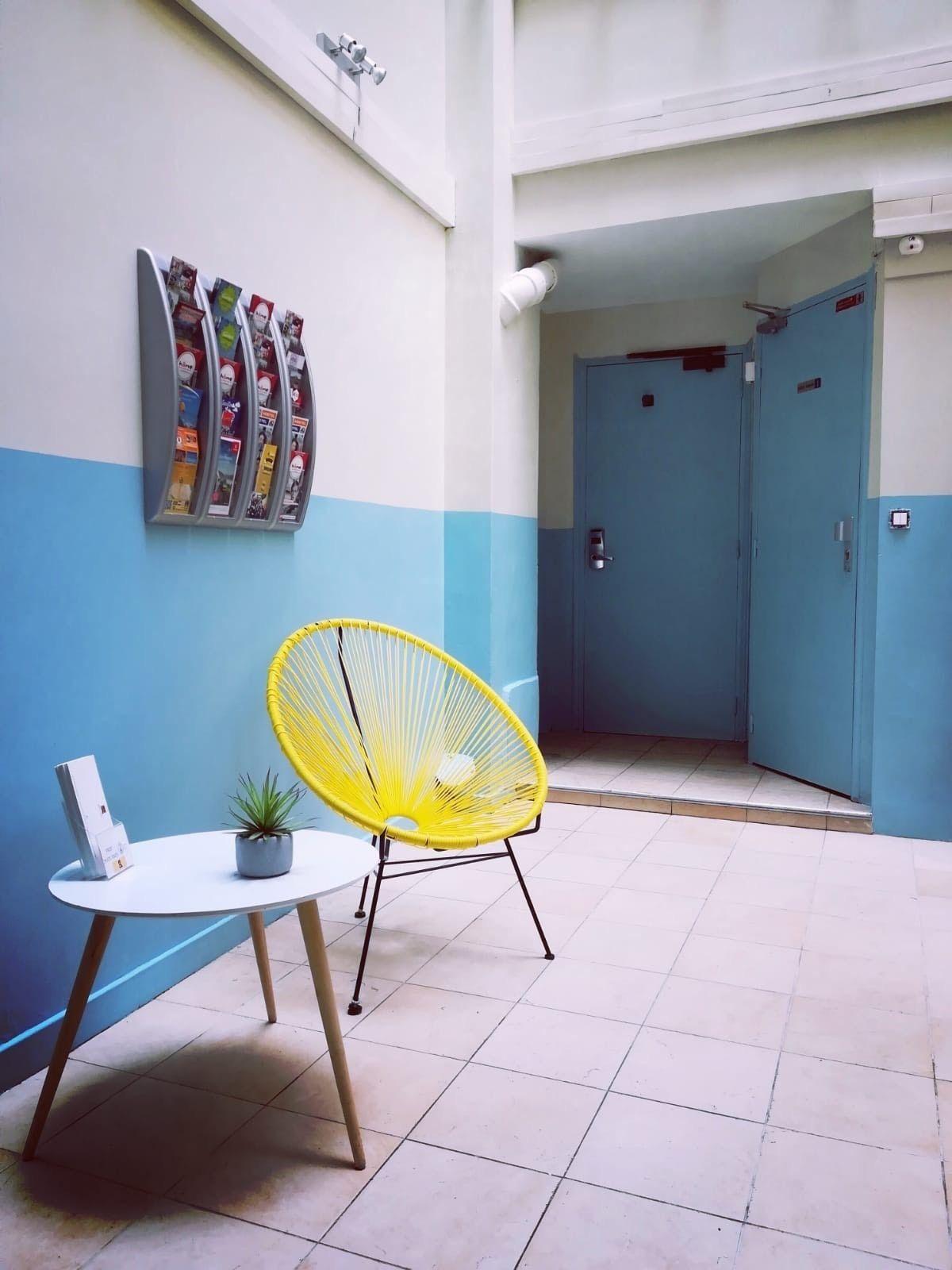 Ostello Young And Happy Latin Quarter By Hiphophostels