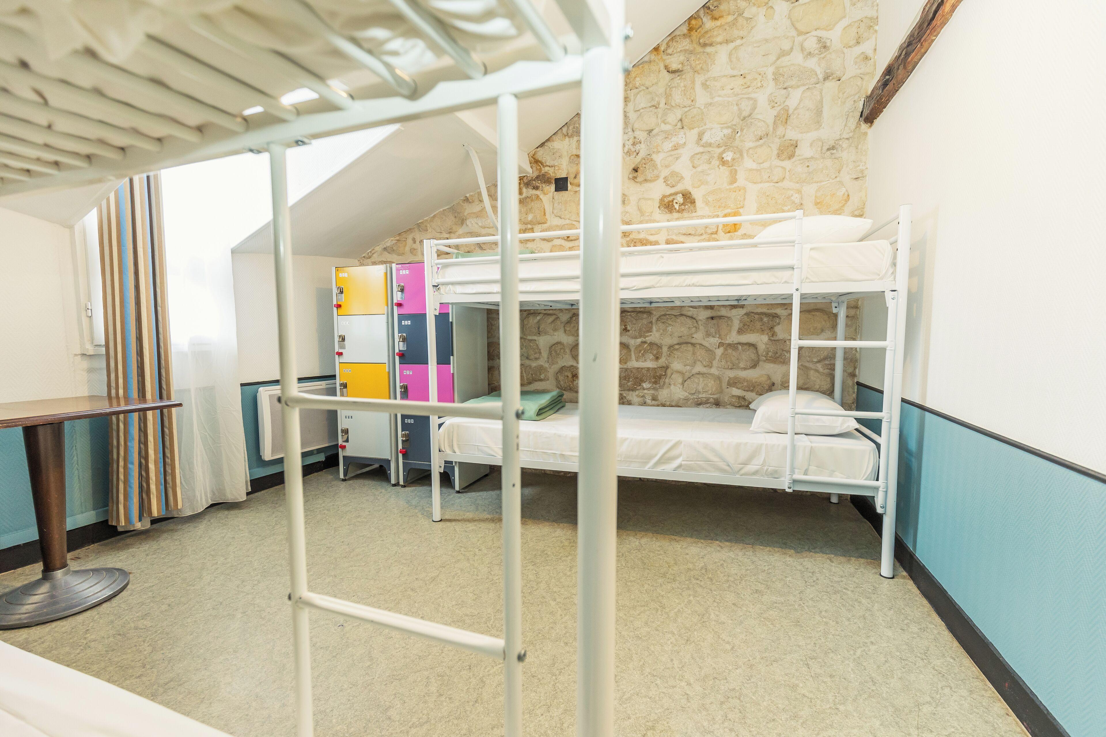 Ostello Young And Happy Latin Quarter By Hiphophostels